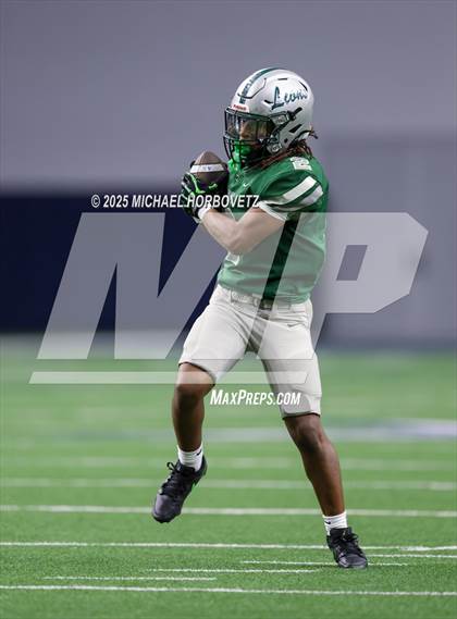 Thumbnail 2 in Reedy vs. Highland Park (UIL 5A D1 Area) photogallery.