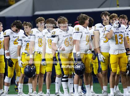 Thumbnail 3 in Reedy vs. Highland Park (UIL 5A D1 Area) photogallery.