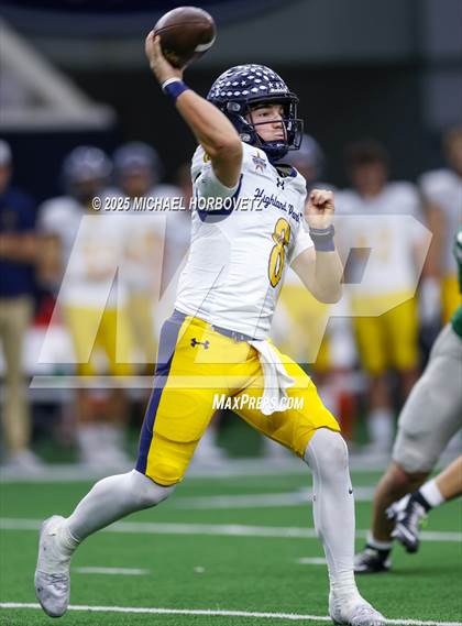 Thumbnail 2 in Reedy vs. Highland Park (UIL 5A D1 Area) photogallery.