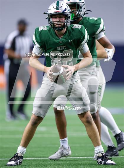 Thumbnail 2 in Reedy vs. Highland Park (UIL 5A D1 Area) photogallery.