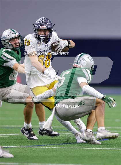 Thumbnail 3 in Reedy vs. Highland Park (UIL 5A D1 Area) photogallery.