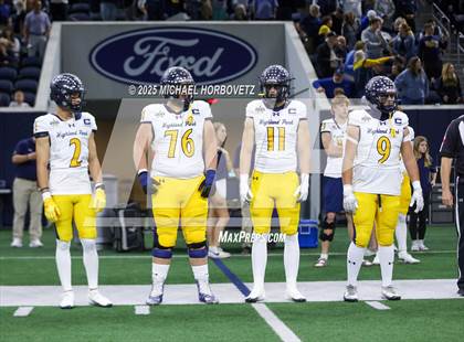 Thumbnail 3 in Reedy vs. Highland Park (UIL 5A D1 Area) photogallery.