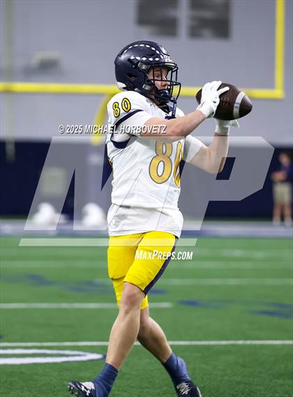 Thumbnail 3 in Reedy vs. Highland Park (UIL 5A D1 Area) photogallery.