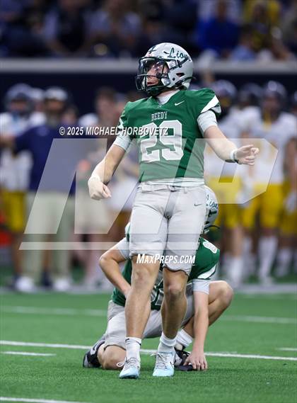 Thumbnail 2 in Reedy vs. Highland Park (UIL 5A D1 Area) photogallery.