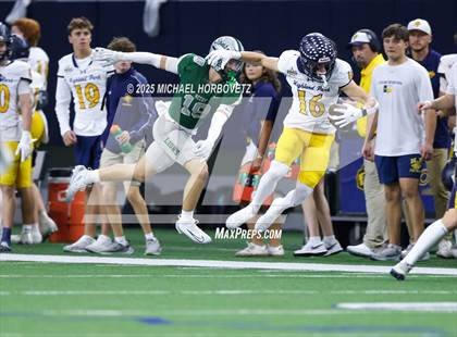 Thumbnail 3 in Reedy vs. Highland Park (UIL 5A D1 Area) photogallery.