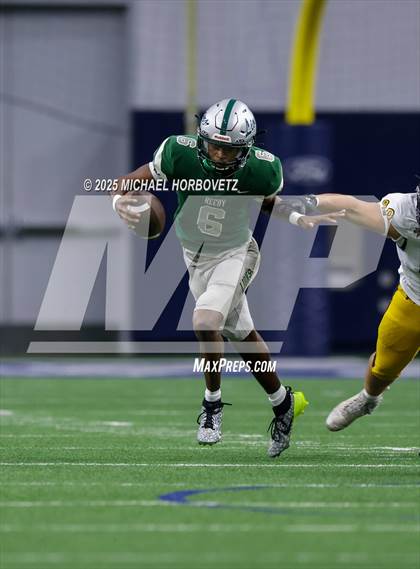 Thumbnail 2 in Reedy vs. Highland Park (UIL 5A D1 Area) photogallery.