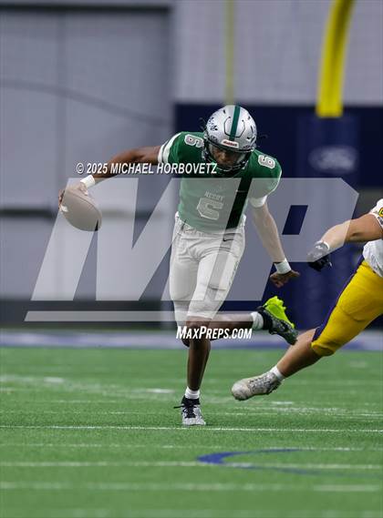 Thumbnail 3 in Reedy vs. Highland Park (UIL 5A D1 Area) photogallery.
