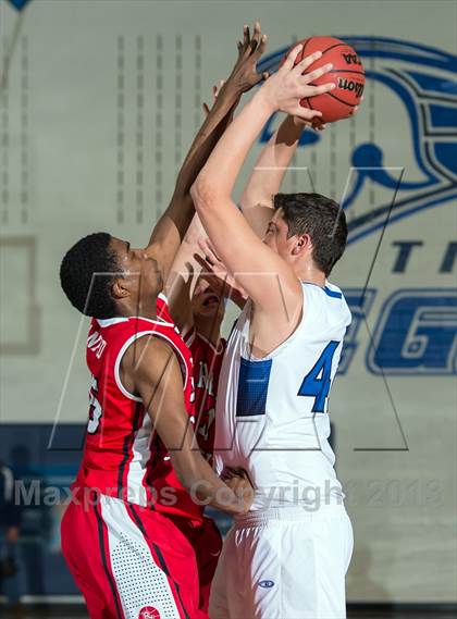 Thumbnail 3 in Regis Jesuit @ Legend photogallery.