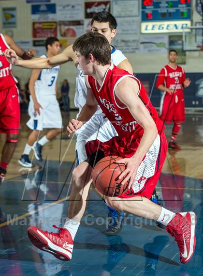 Thumbnail 2 in Regis Jesuit @ Legend photogallery.