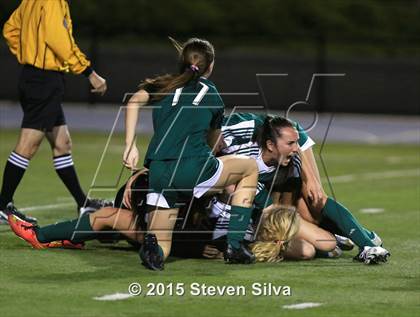 Thumbnail 1 in Carlsbad vs. La Costa Canyon (CIF SDS Open Division Final) photogallery.