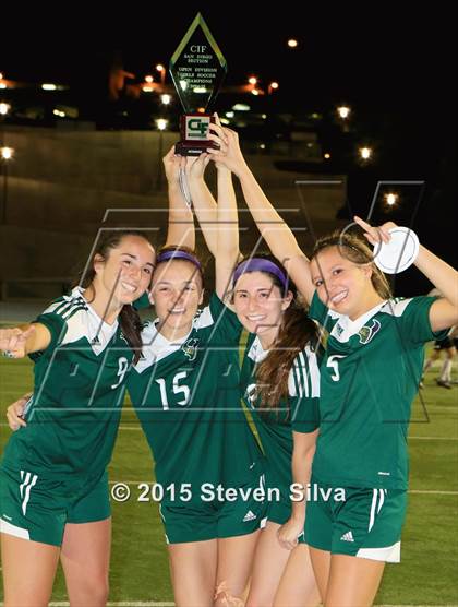 Thumbnail 3 in Carlsbad vs. La Costa Canyon (CIF SDS Open Division Final) photogallery.