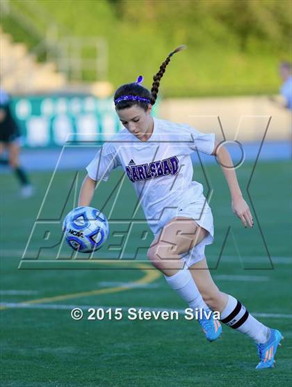 Thumbnail 1 in Carlsbad vs. La Costa Canyon (CIF SDS Open Division Final) photogallery.