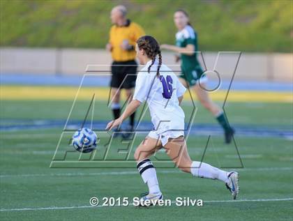 Thumbnail 2 in Carlsbad vs. La Costa Canyon (CIF SDS Open Division Final) photogallery.