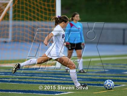 Thumbnail 3 in Carlsbad vs. La Costa Canyon (CIF SDS Open Division Final) photogallery.