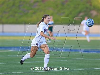 Thumbnail 2 in Carlsbad vs. La Costa Canyon (CIF SDS Open Division Final) photogallery.