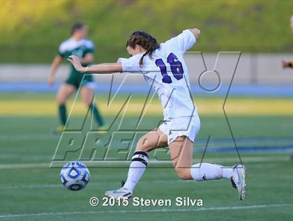 Thumbnail 3 in Carlsbad vs. La Costa Canyon (CIF SDS Open Division Final) photogallery.
