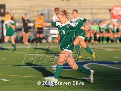 Thumbnail 2 in Carlsbad vs. La Costa Canyon (CIF SDS Open Division Final) photogallery.
