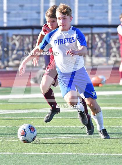 Thumbnail 2 in Moapa Valley vs Faith Lutheran photogallery.