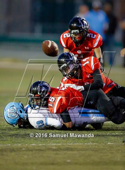 Thumbnail 3 in Arleta vs. Carson  photogallery.