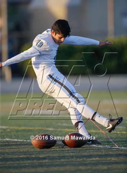 Thumbnail 1 in Arleta vs. Carson  photogallery.