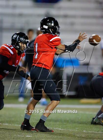 Thumbnail 1 in Arleta vs. Carson  photogallery.