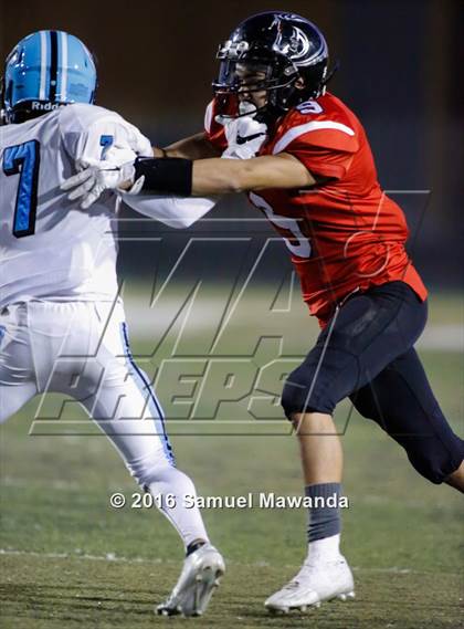 Thumbnail 3 in Arleta vs. Carson  photogallery.