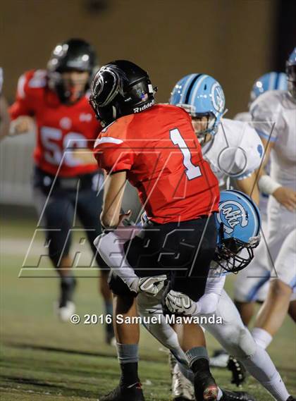 Thumbnail 3 in Arleta vs. Carson  photogallery.