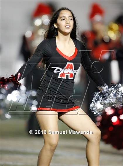 Thumbnail 3 in Arleta vs. Carson  photogallery.