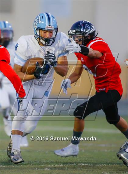 Thumbnail 3 in Arleta vs. Carson  photogallery.