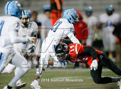 Thumbnail 3 in Arleta vs. Carson  photogallery.