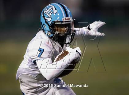 Thumbnail 1 in Arleta vs. Carson  photogallery.
