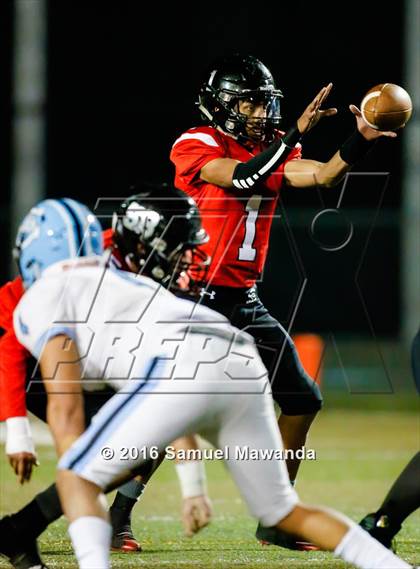 Thumbnail 3 in Arleta vs. Carson  photogallery.