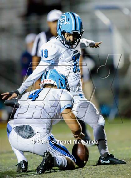 Thumbnail 3 in Arleta vs. Carson  photogallery.