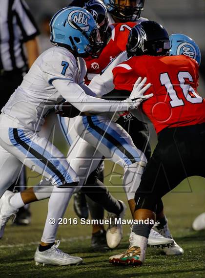 Thumbnail 2 in Arleta vs. Carson  photogallery.