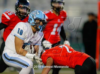 Thumbnail 3 in Arleta vs. Carson  photogallery.