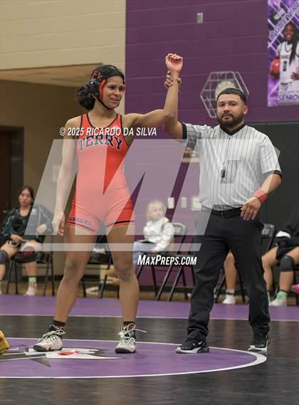 Thumbnail 2 in Mayde Creek vs. Terry (The Charger Challenge) photogallery.