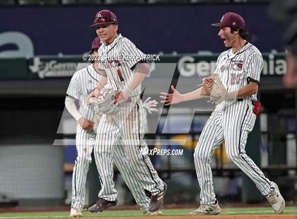 Thumbnail 2 in Duncanville vs Red Oak (Globe Life Field) photogallery.