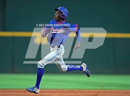 Thumbnail 3 in Duncanville vs Red Oak (Globe Life Field) photogallery.
