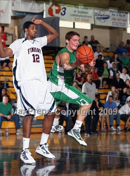 Thumbnail 3 in Findlay Prep vs. Fort Myers (City of Palms Classic) photogallery.