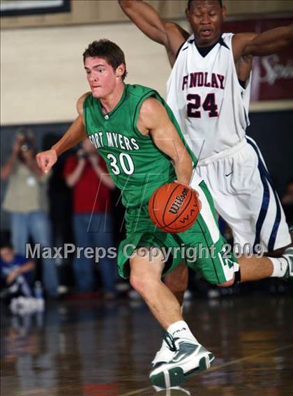 Thumbnail 1 in Findlay Prep vs. Fort Myers (City of Palms Classic) photogallery.
