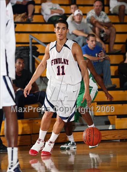 Thumbnail 2 in Findlay Prep vs. Fort Myers (City of Palms Classic) photogallery.