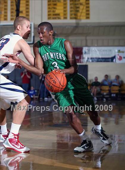 Thumbnail 1 in Findlay Prep vs. Fort Myers (City of Palms Classic) photogallery.