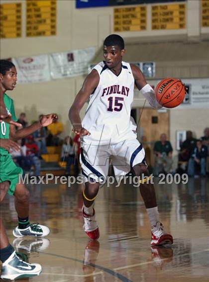 Thumbnail 3 in Findlay Prep vs. Fort Myers (City of Palms Classic) photogallery.