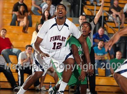 Thumbnail 2 in Findlay Prep vs. Fort Myers (City of Palms Classic) photogallery.