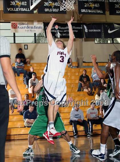 Thumbnail 2 in Findlay Prep vs. Fort Myers (City of Palms Classic) photogallery.