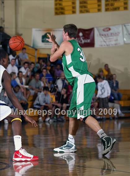 Thumbnail 1 in Findlay Prep vs. Fort Myers (City of Palms Classic) photogallery.