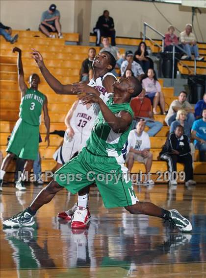 Thumbnail 2 in Findlay Prep vs. Fort Myers (City of Palms Classic) photogallery.