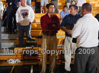 Thumbnail 3 in Findlay Prep vs. Fort Myers (City of Palms Classic) photogallery.