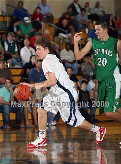 Thumbnail 1 in Findlay Prep vs. Fort Myers (City of Palms Classic) photogallery.