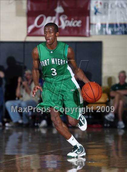 Thumbnail 1 in Findlay Prep vs. Fort Myers (City of Palms Classic) photogallery.